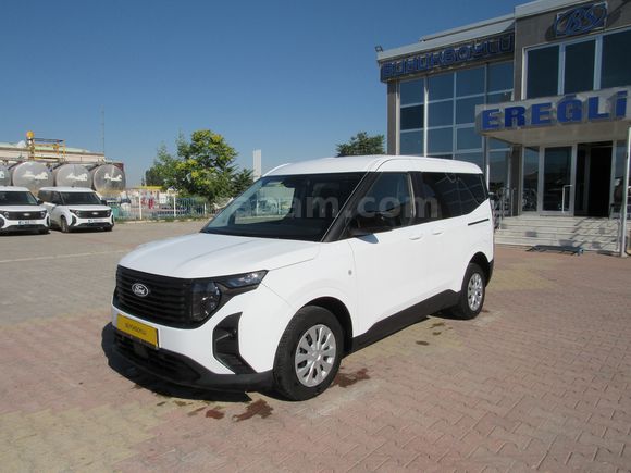 BÜYÜKSOYLU'DAN 2024 TOURNEO COURİER 1.5 ECOBLUE DELUXE 100 HP