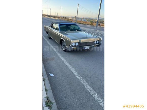 V-8 Cabrio.