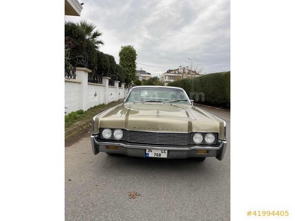 V-8 Cabrio.