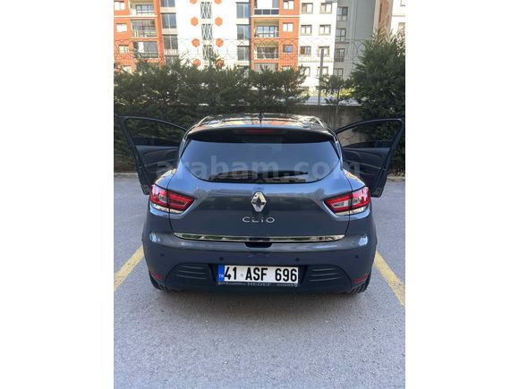 Galeriden Renault Clio 0.9 TCe Joy 2019 Model Kocaeli