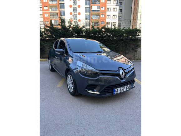 Galeriden Renault Clio 0.9 TCe Joy 2019 Model Kocaeli