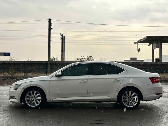Sahibinden Skoda SuperB 1.6 TDI Style 2016 Model 
