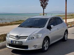 Sahibinden Toyota Auris 1.6 Comfort Extra 2012 Model Van