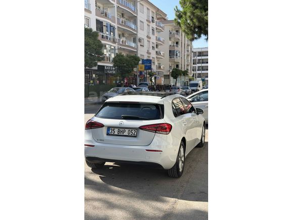 2020 A180 Style Yetkili Servis Hatasız Boyasız Cam Tavan 
