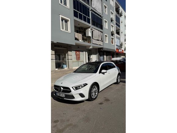 2020 A180 Style Yetkili Servis Hatasız Boyasız Cam Tavan 