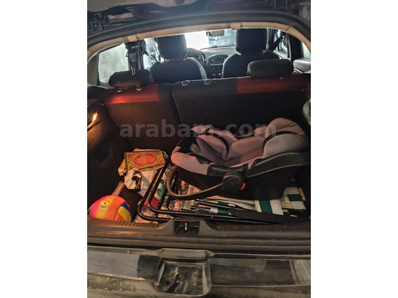 Sahibinden Renault Clio 1.2 joy 2012 Model  153.000 km Siyah