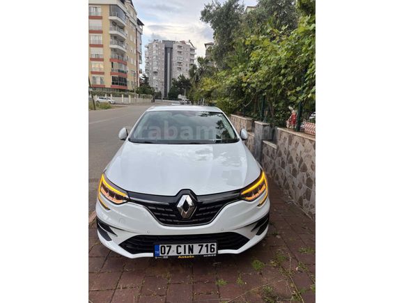 Sahibinden Renault Megane 1.3 TCe Icon 2025 Model 