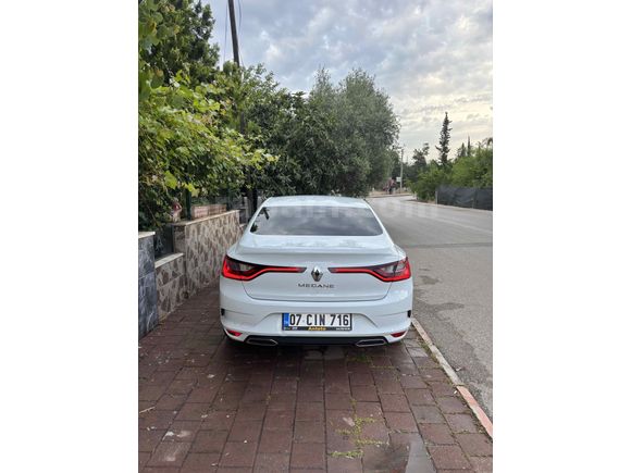 Sahibinden Renault Megane 1.3 TCe Icon 2025 Model 