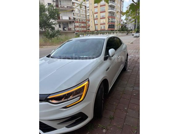 Sahibinden Renault Megane 1.3 TCe Icon 2025 Model 