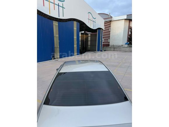 Honda Civic 1.6i VTEC LS 2005 Model 