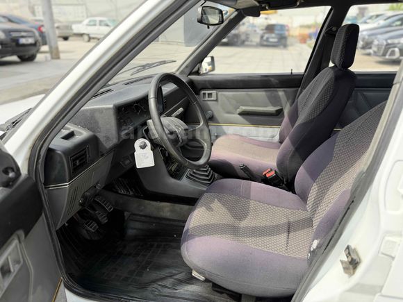 Galeriden Renault R 9 1.4 Spring 1993 Model Kırklareli
