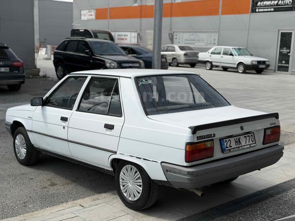Galeriden Renault R 9 1.4 Spring 1993 Model Kırklareli
