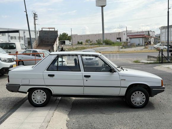 Galeriden Renault R 9 1.4 Spring 1993 Model Kırklareli