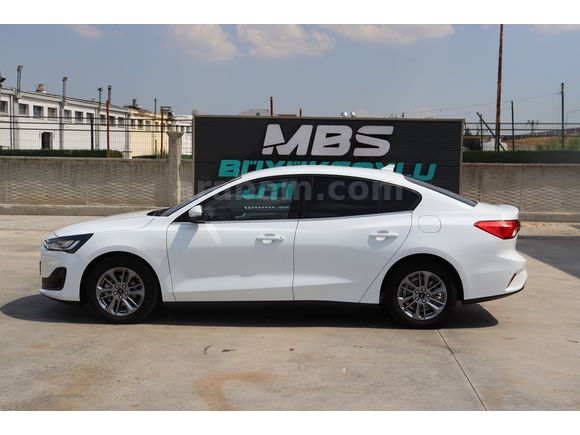 MBS BÜYÜKSOYLU'DAN 2025 FORD FOCUS 1.5 ECOBLUE TITANIUM STİL