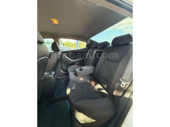 Sahibinden Hyundai Elantra DEĞİŞENSİZ 2 PARÇA LOKAL