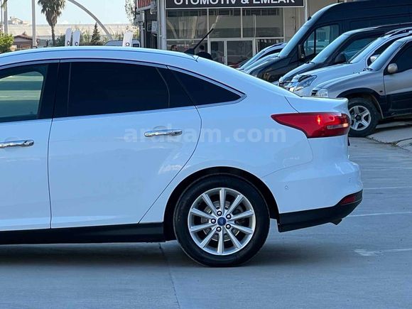 2018 FOCUS TITANIUM OTOMATİK AĞIR BAKIMLI 160 BİN KM