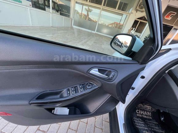 2018 FOCUS TITANIUM OTOMATİK AĞIR BAKIMLI 160 BİN KM