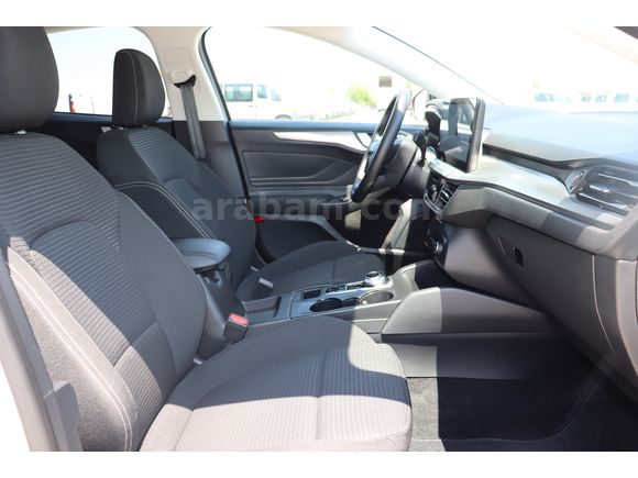 MBS BÜYÜKSOYLU'DAN 2025 FORD FOCUS 1.5 ECOBLUE TITANIUM STİL