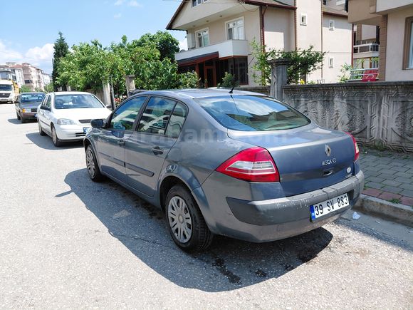 Sahibinden Renault Megane 1.4 Authentique 2008 Model