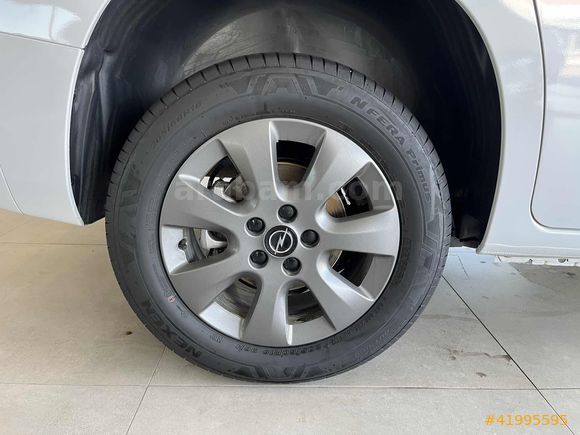 SES OTO-BOYASIZ 2026 OPEL COMBO 1.5 D EDİTİON PLUS 7950 KM