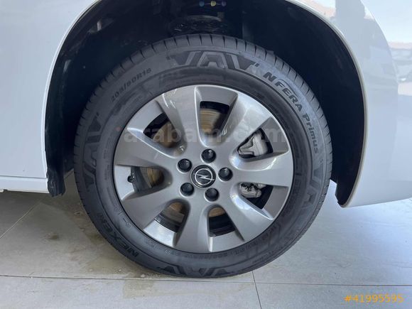 SES OTO-BOYASIZ 2026 OPEL COMBO 1.5 D EDİTİON PLUS 7950 KM