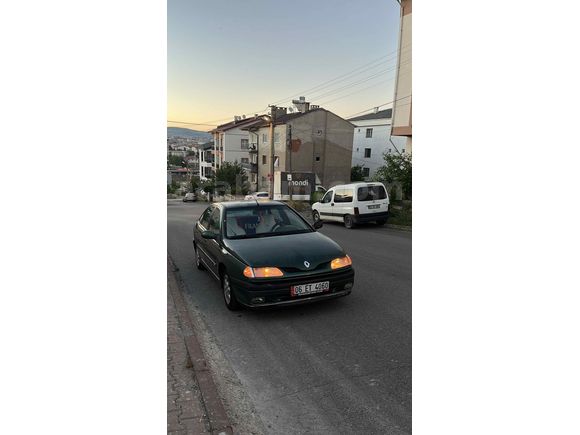 Sahibinden Renault Laguna 2.0 RXE 1997 Model 