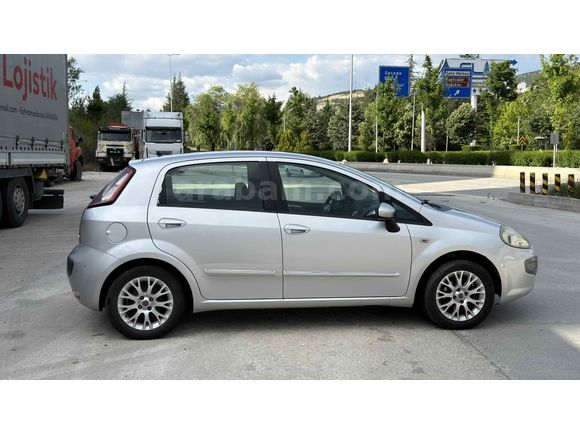 Sahibinden Fiat Punto EVO 1.4 Dynamic 2010 Model 