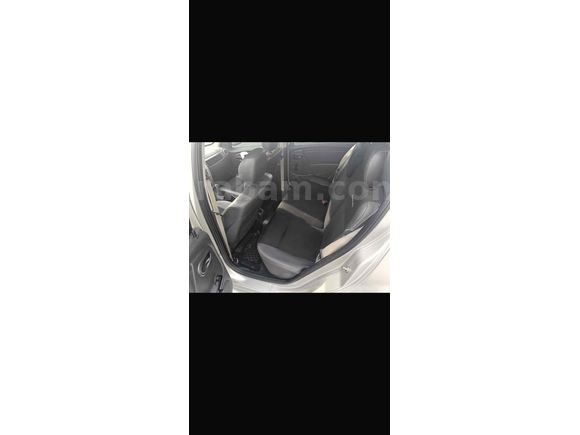 Sahibinden Dacia Sandero 1.5 dCi Stepway 2012 Model 