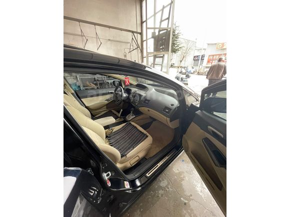 Sahibinden Honda Civic 1.6i VTEC değişen yok Elegance 2007 Model