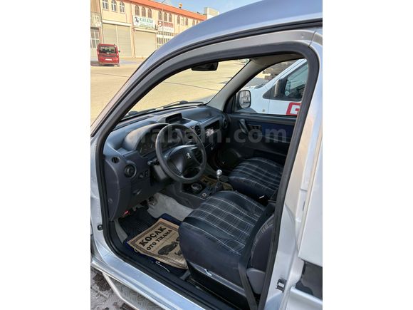 Sahibinden Peugeot Partner 1.9 D 2004 Model Konya