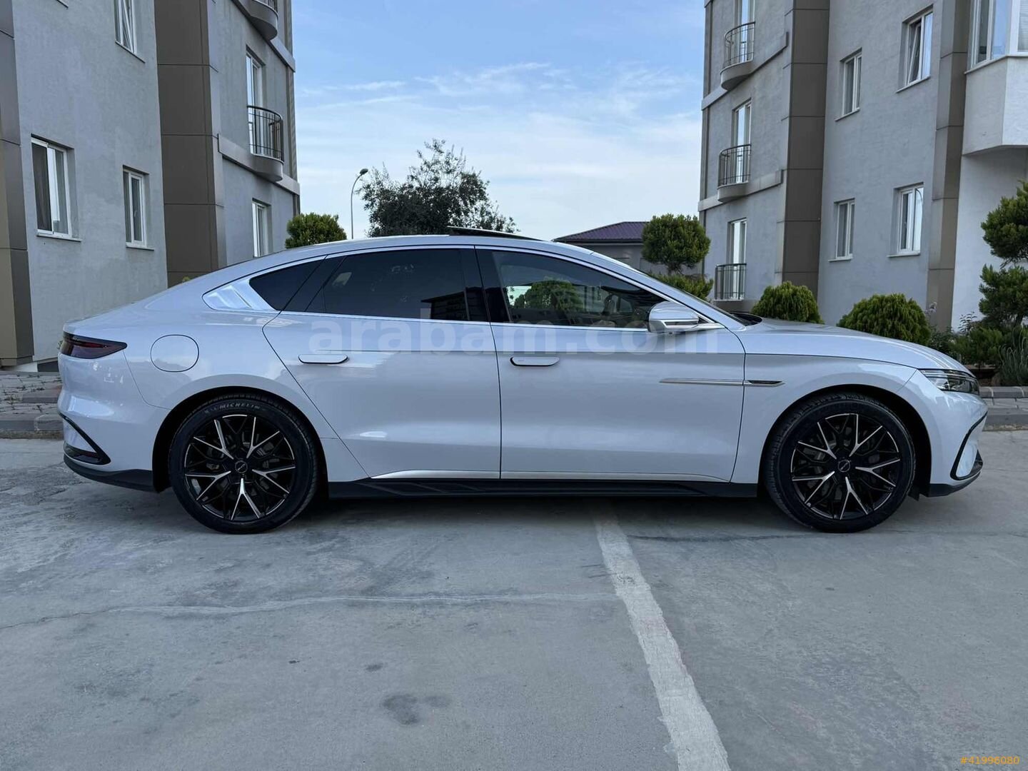 Galeriden BYD Han Executive 2025 Model Kahramanmaraş 25.000 km Beyaz 7