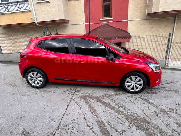 Sahibinden Renault Clio 1.0 SCe Joy 2023 Model 