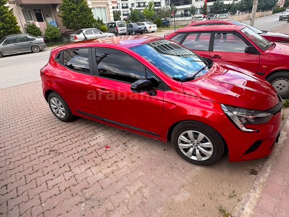 Sahibinden Renault Clio 1.0 SCe Joy 2023 Model 