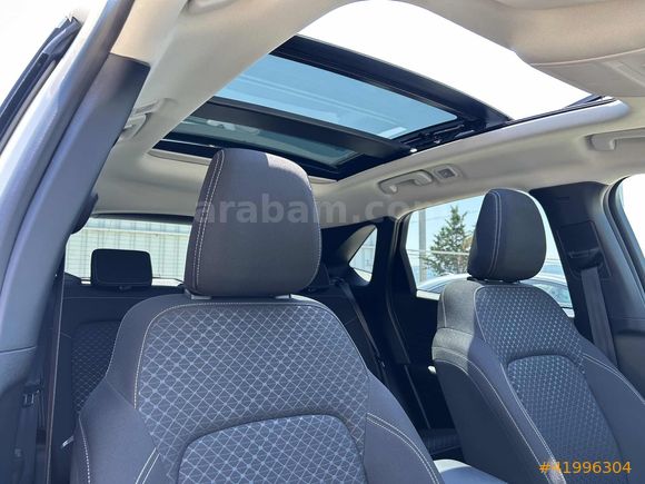 -ÖNER- 2025 KUGA TİTANİUM +KIŞ PAKETİ HATASIZ