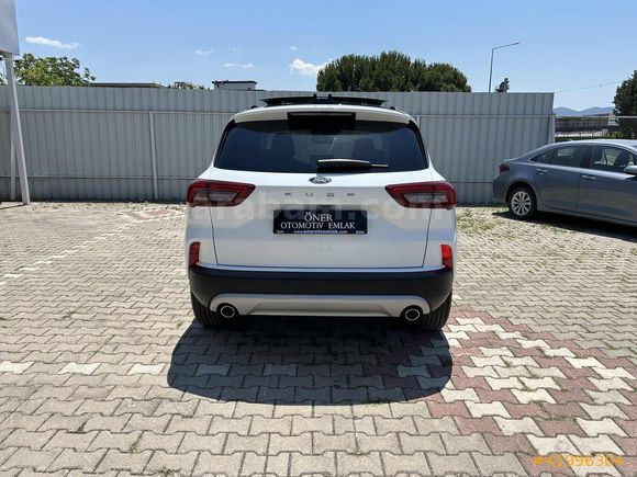 -ÖNER- 2025 KUGA TİTANİUM +KIŞ PAKETİ HATASIZ