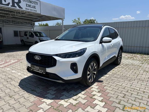 -ÖNER- 2025 KUGA TİTANİUM +KIŞ PAKETİ HATASIZ