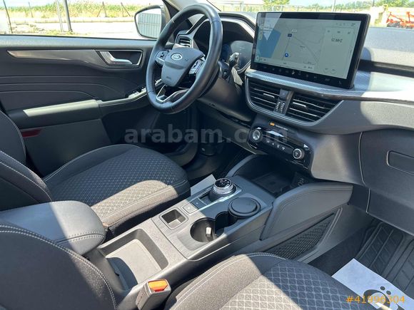 -ÖNER- 2025 KUGA TİTANİUM +KIŞ PAKETİ HATASIZ
