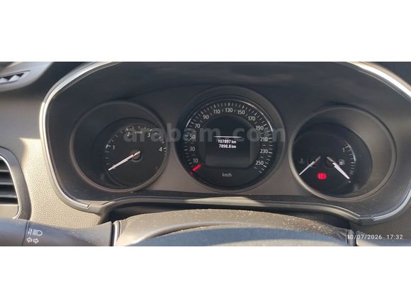 Sahibinden Renault Megane 1.5 dCi Touch Plus 2020 Model 