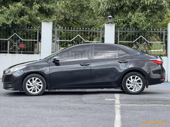 AKD SILA'DAN TOYOTA*COROLLA*2017*MDL*1.4D-4D*ADVANCE*PKT*OTOMTK