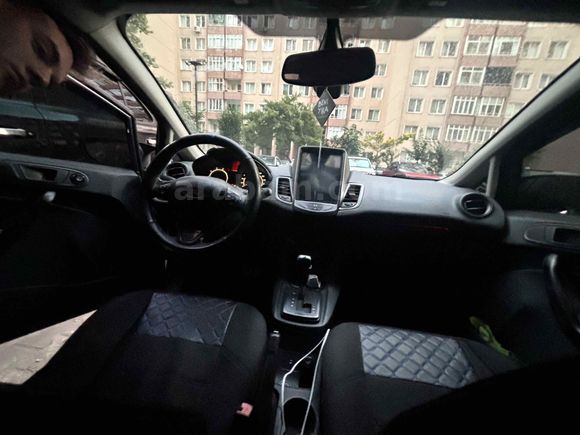 Sahibinden Ford Fiesta 1.4 Titanium 2009 Model 