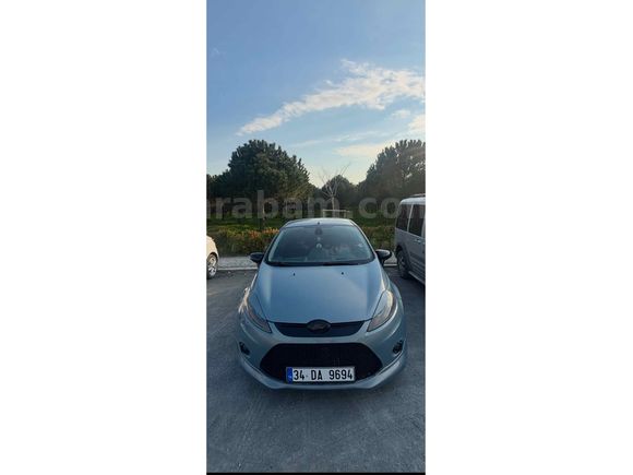 Sahibinden Ford Fiesta 1.4 Titanium 2009 Model 