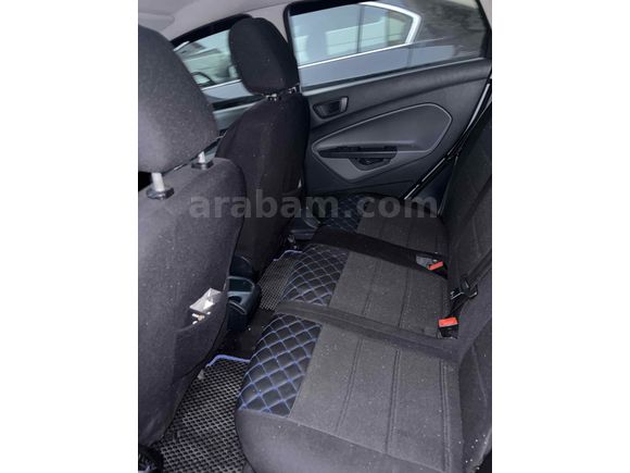 Sahibinden Ford Fiesta 1.4 Titanium 2009 Model 