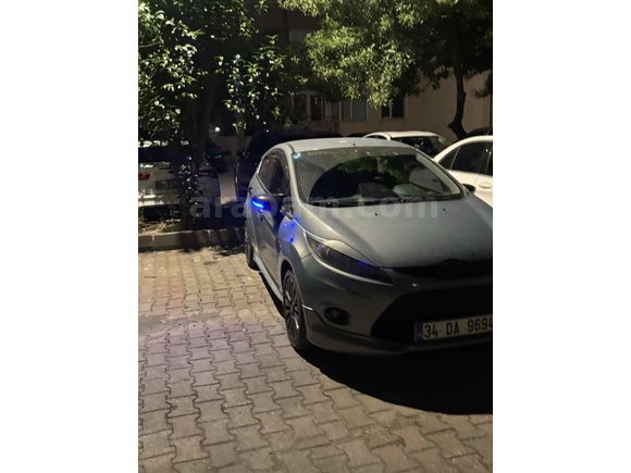 Sahibinden Ford Fiesta 1.4 Titanium 2009 Model 