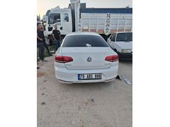 Sahibinden Volkswagen Passat 1.6 TDi BlueMotion Comfortline 2015 Model