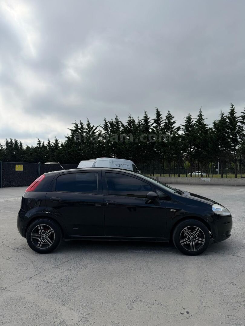 Sahibinden Fiat Punto Grande 1.3 Multijet Active 2008 Model İstanbul 228.000 km Siyah 4