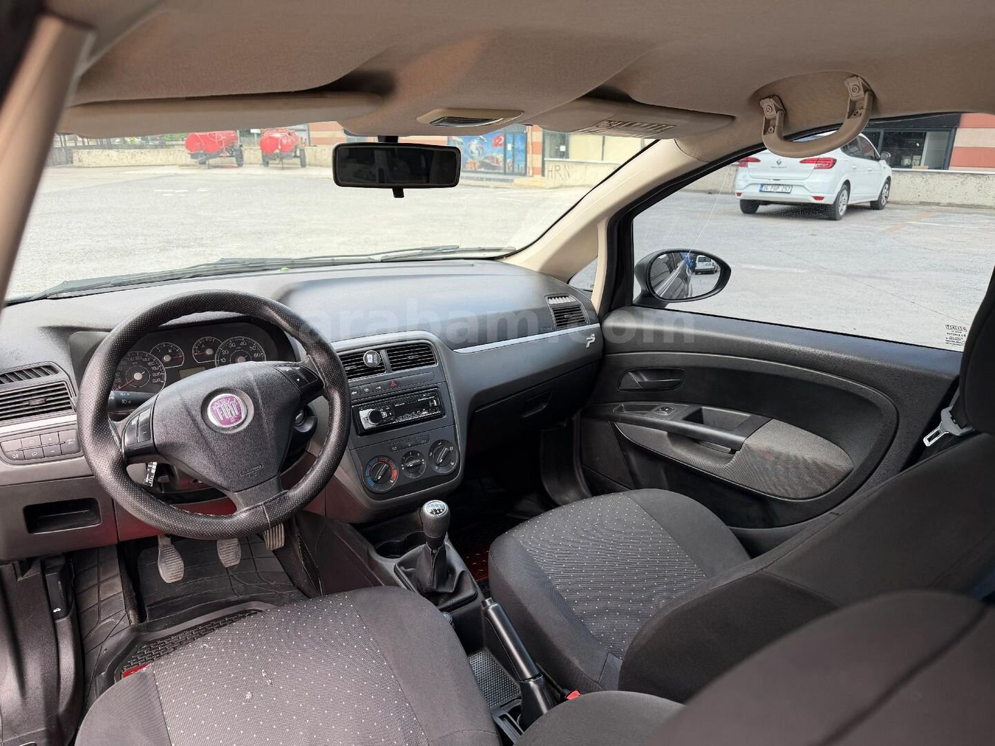 Sahibinden Fiat Punto Grande 1.3 Multijet Active 2008 Model İstanbul 228.000 km Siyah 7