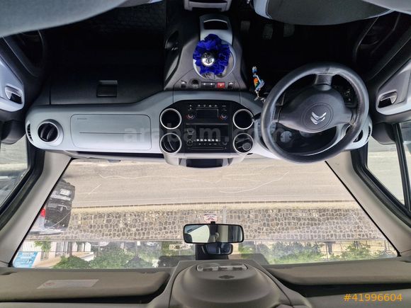 'SUNAUTO' İLK ELDEN DEĞİŞENSİZ BOYASIZ TRAMERSİZ CAM TAVAN