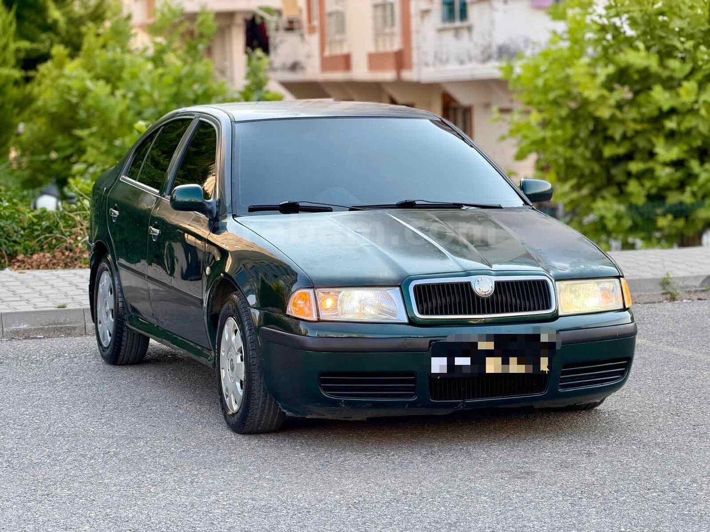 Galeriden Skoda Octavia 1.6 Ambiente 2001 Model Gaziantep 370.000 km Yeşil 3