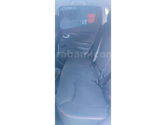 Sahibinden Renault Clio 1.2 Joy 2015 Model  176.000 km Beyaz