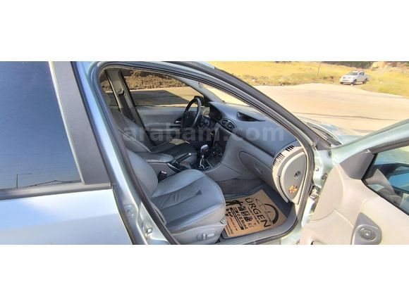 Sahibinden Renault Laguna 3.0 Initial 2003 Model